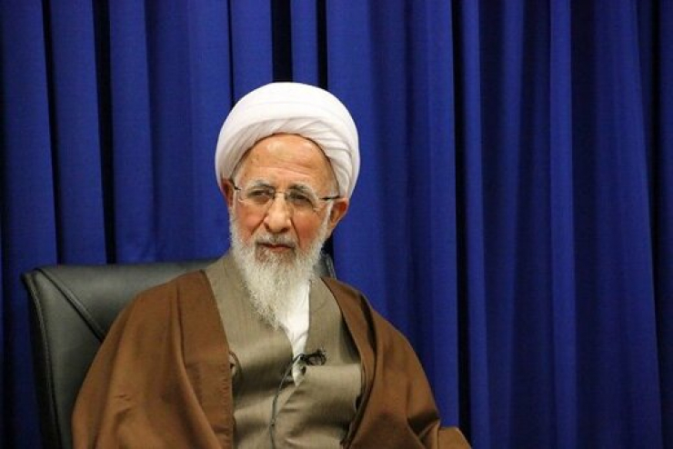 آیتالله جوادیآملی: اگر واقعاً ما آدمهای درستی باشیم، از فضای مجازی نمیترسیم آیتالله جوادیآملی: اگر واقعاً ما آدمهای درستی باشیم، از فضای مجازی نمیترسیم