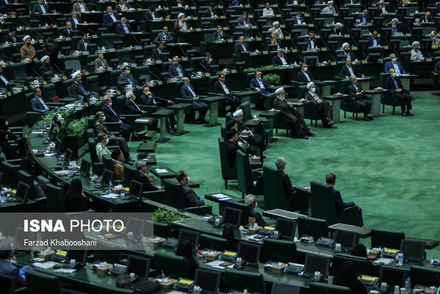 درخواست جمعی از نمایندگان از قالیباف برای رسیدگی به &laquo;تغییرات بودجه بعد از تصویب&raquo;
