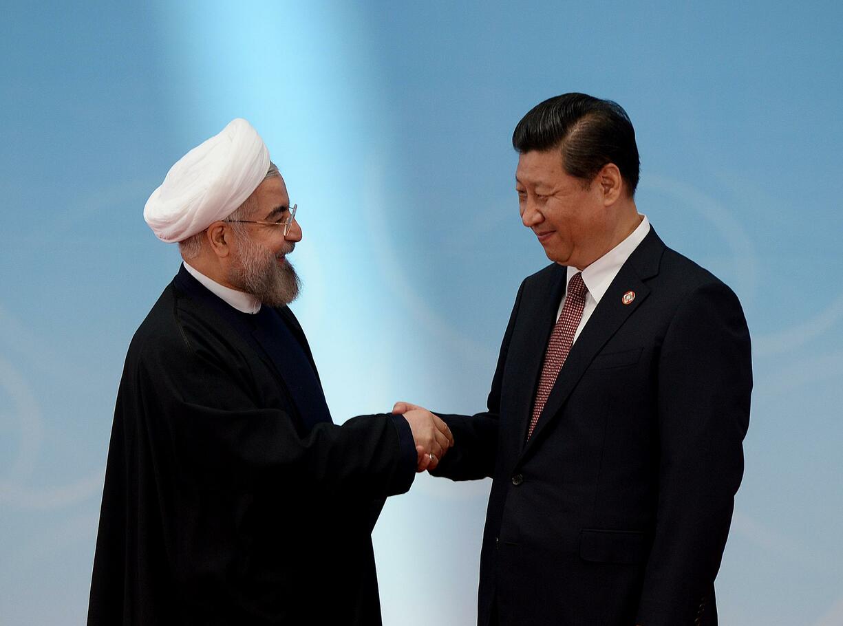 ایران چین ایران چه هزینه سنگینی را بابت مشارکت استراتژیک 25 ساله با چین پرداخت خواهد کرد؟/ هدف چین از امضای توافق با تهران تقویت دست ایران پیش از مذاکره هسته ای با امریکا بود