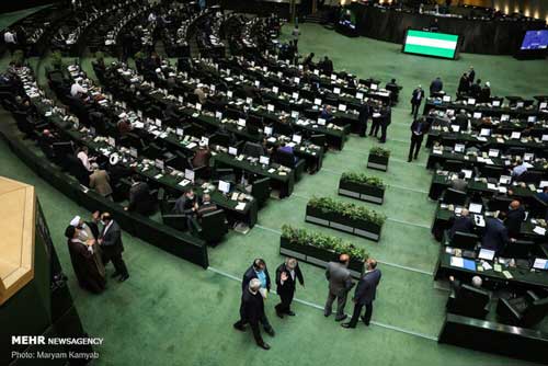 بررسی طرح جنجالی صیانت از فضای مجازی طبق اصل ۸۵ لغو شد بررسی طرح جنجالی صیانت از فضای مجازی طبق اصل ۸۵ لغو شد