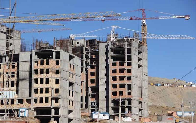 شعار سالی یک&zwnj;میلیون مسکن روی هوا