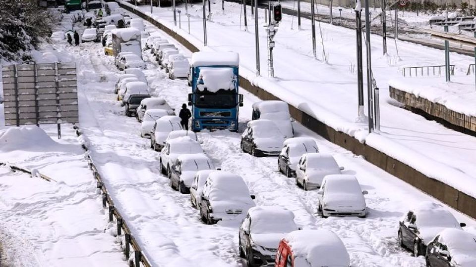 عاقبت تندروهای داخلی در رؤیاپردازی زمستان سخت عاقبت تندروهای داخلی در رؤیاپردازی زمستان سخت