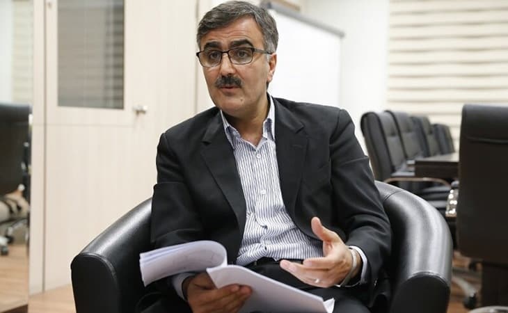 روزی 3/2 هزارمیلیــارد تـــومان محصول ارزپاشی روزی 3/2 هزارمیلیــارد تـــومان محصول ارزپاشی