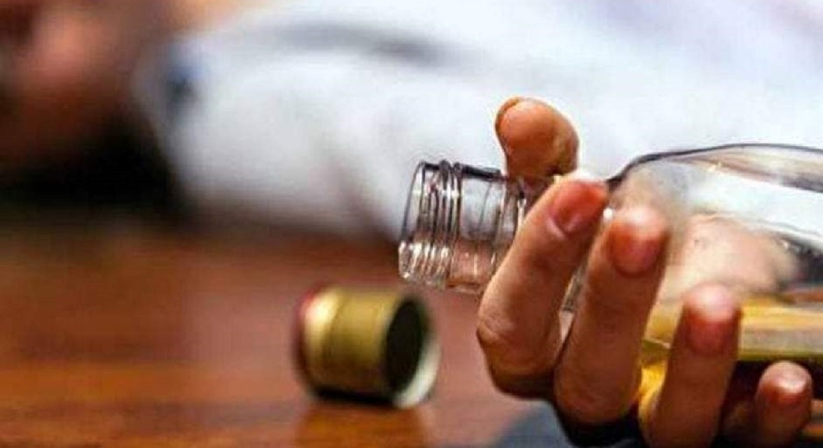 افزایش فوتی&zwnj;های مصرف مشروبات دست&zwnj;ساز در بندرعباس به ۸ نفر / ۱۷ نفر بدحال هستند