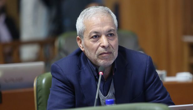 چاره در &laquo;تفاهم بزرگان جناح ها&raquo; با يكديگر است