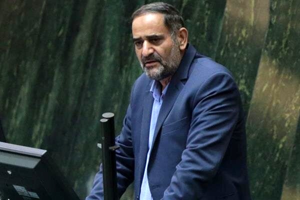 جزئیات شیوه جدید توزیع نان در استان قزوین/ فروش آرد ۳۶ هزار تومانی در مرزها به قیمت ۱/۵ میلیون تومان جزئیات شیوه جدید توزیع نان در استان قزوین/ فروش آرد ۳۶ هزار تومانی در مرزها به قیمت ۱/۵ میلیون تومان