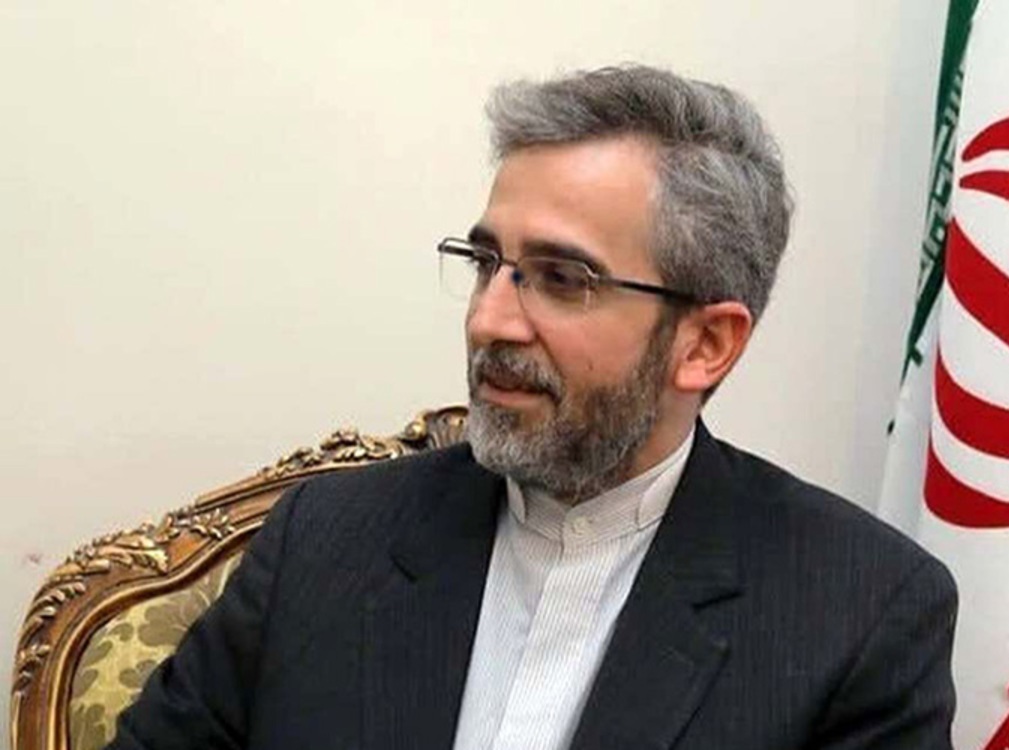 علی باقری: حاضر نیستیم از خطوط قرمز نظام عبور کنیم تا خود را موفق نشان دهیم علی باقری: حاضر نیستیم از خطوط قرمز نظام عبور کنیم تا خود را موفق نشان دهیم