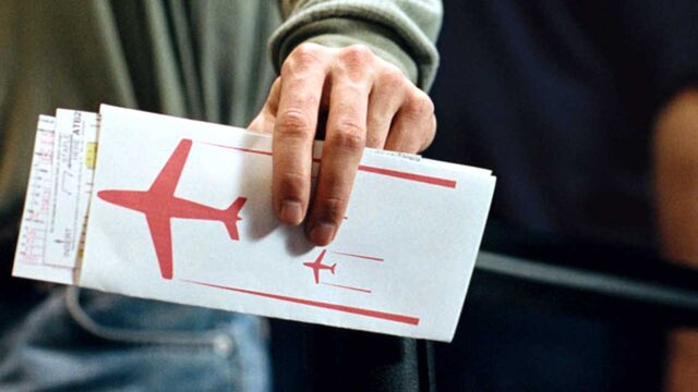 اعتراض به رفتار ایرلاین&zwnj;ها؛ نرخ بلیت برای مسافران غیرایرانی دلاری شد!