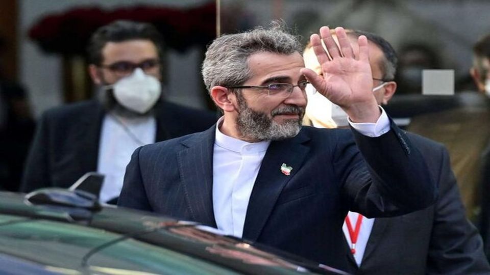 سفر ناگهانی یک مقام ایرانی برای مذاکره با آمریکا؟ سفر ناگهانی یک مقام ایرانی برای مذاکره با آمریکا؟