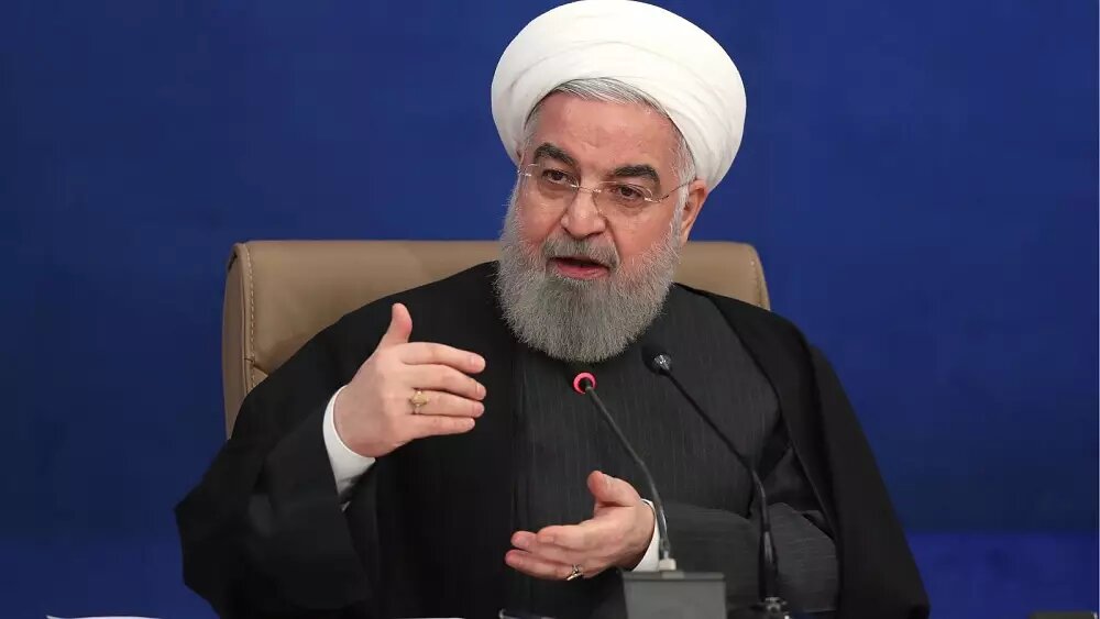 روحانی: سال ۹۷ ترامپ فشار حداکثری را کلید زد، اما چه کسی به او چراغ سبز نشان داد؟ از داخل به او علامت دادند / اگر می&zwnj;گذاشتند در اسفند ۹۹ به برجام برگردیم، دولت را در شرایط دیگری تحویل می&zwnj;دادیم