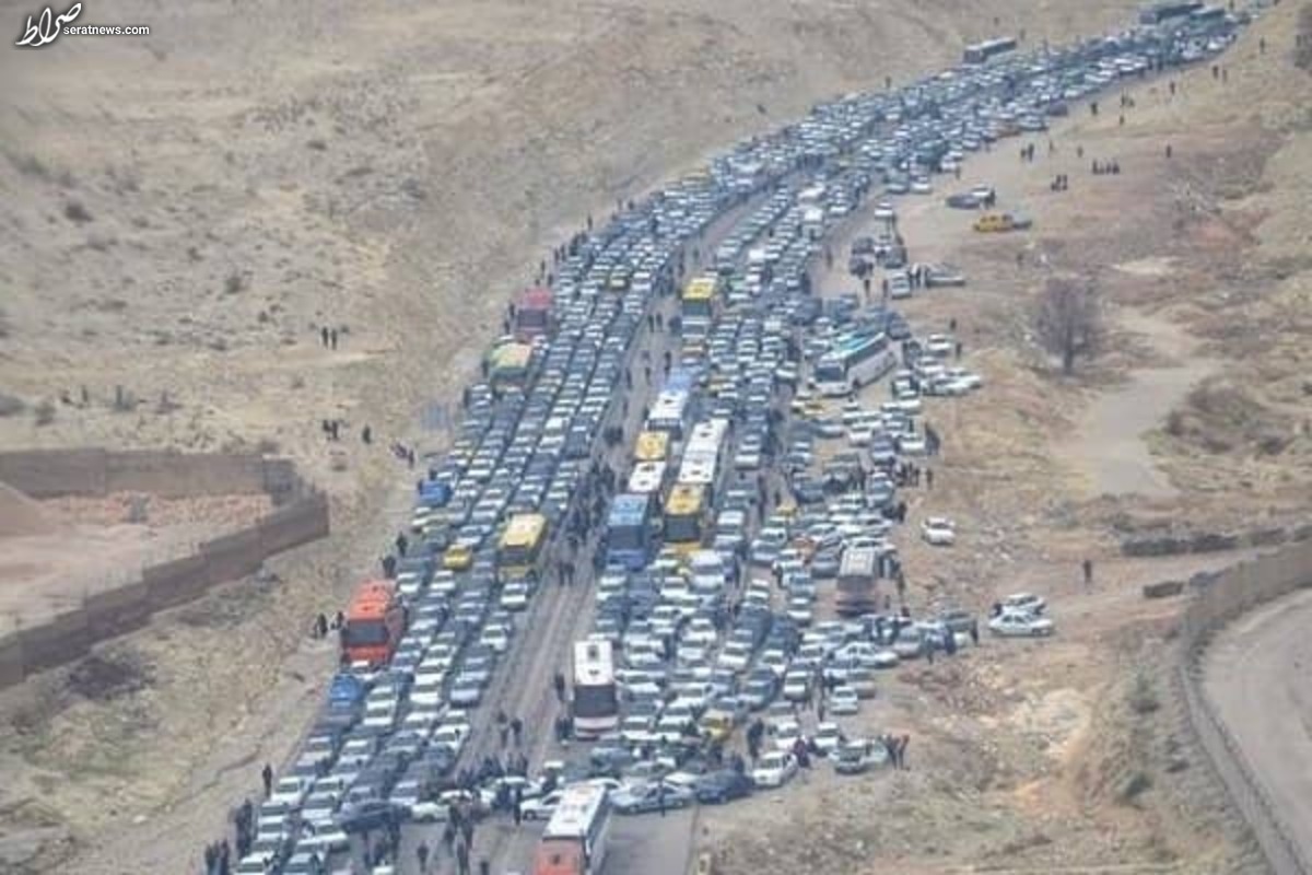 فاجعه ستاد اربعین/ یک ساعت تقصیر عراق است یک ساعت تقصیر مردم! / اگر این افتضاح در دولت روحانی رخ میداد، چه میکردیم؟ فاجعه ستاد اربعین/ یک ساعت تقصیر عراق است یک ساعت تقصیر مردم! / اگر این افتضاح در دولت روحانی رخ میداد، چه میکردیم؟