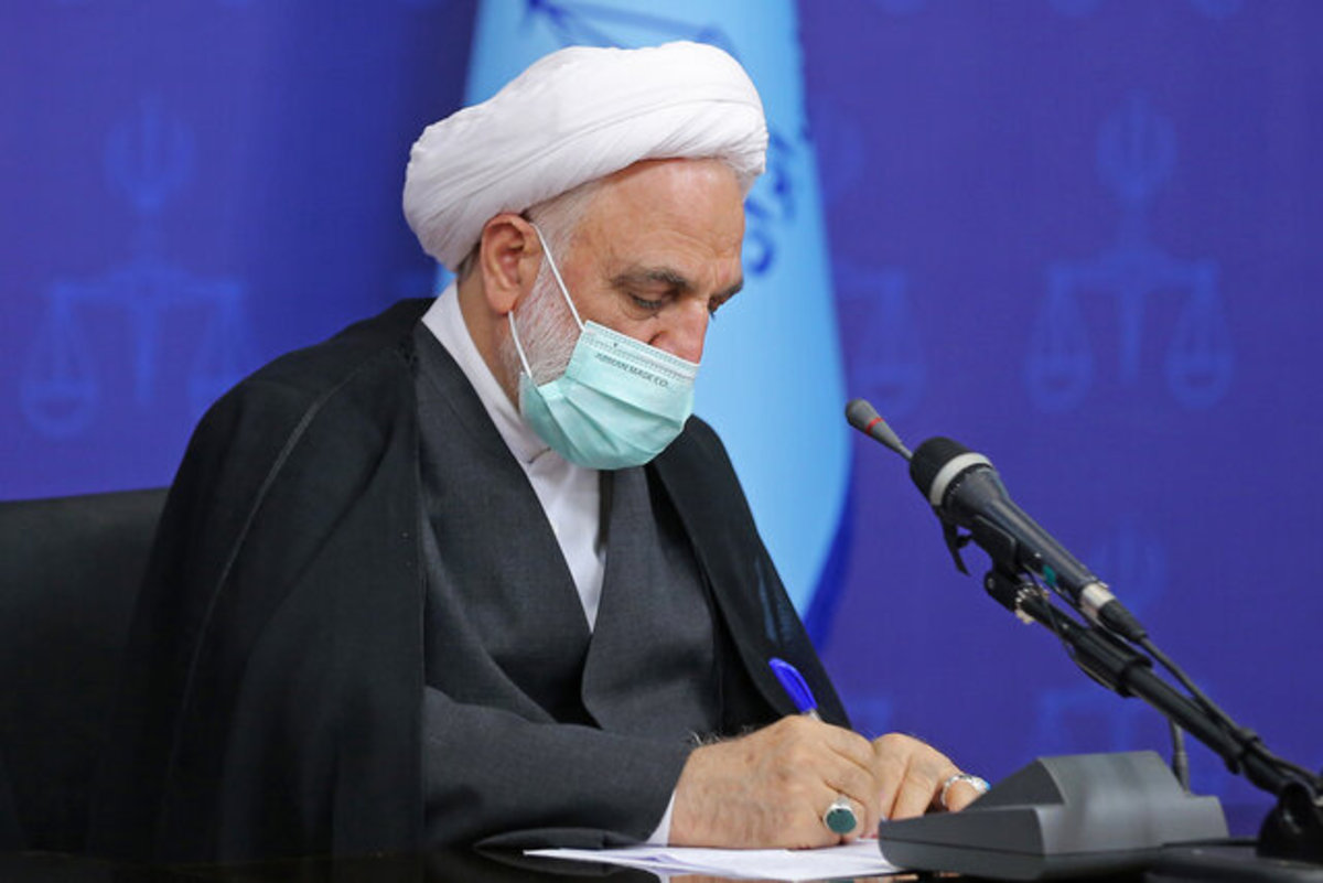 اژهای: زورگیران و مرتکبان سرقتهای خشن سریع شناسایی و دستگیر شوند اژهای: زورگیران و مرتکبان سرقتهای خشن سریع شناسایی و دستگیر شوند