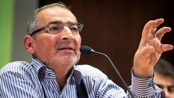 کنایه سنگین زیباکلام به رئیسی/ با حواله دادن مشکلات آبی گرم نمی&zwnj;شود