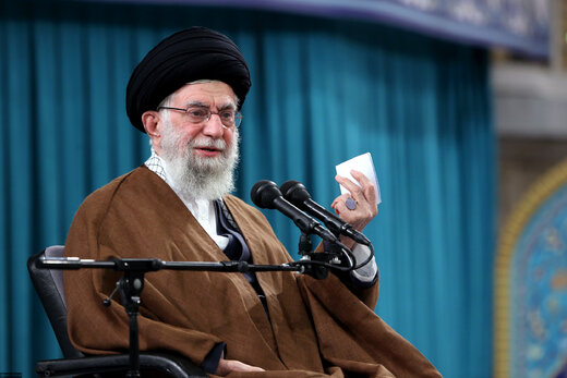 رهبر انقلاب:میگفتند تصاویر پهپادهای ایرانی فتوشاپ است؛حالا میگویند که پهپادهای ایرانی خیلی خطرناک است/نگذارید نخبه از دانشگاه مأیوس بشود رهبر انقلاب:میگفتند تصاویر پهپادهای ایرانی فتوشاپ است؛حالا میگویند که پهپادهای ایرانی خیلی خطرناک است/نگذارید نخبه از دانشگاه مأیوس بشود