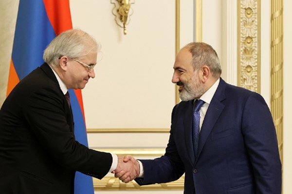 توافق بزرگ در راه است؟ توافق بزرگ در راه است؟