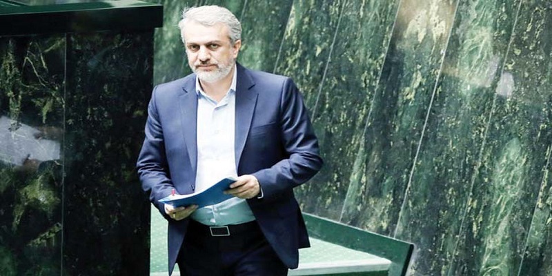 فاطمی امین بر لبه تیغ فاطمی امین بر لبه تیغ
