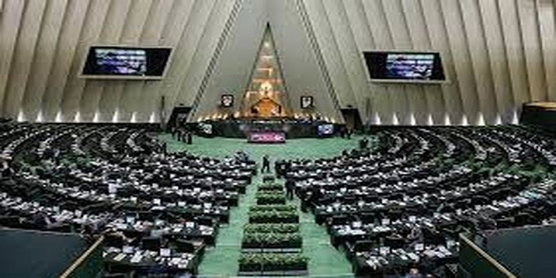 3 گروه خواستار استیضاح هستند 3 گروه خواستار استیضاح هستند