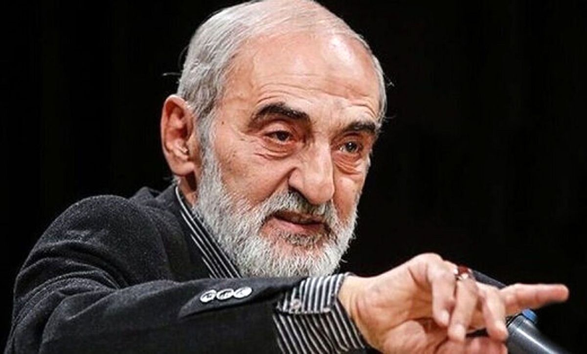 راه مقابله با زنان بی حجاب دستگیری نیست، بلکه افزایش آگاهی است راه مقابله با زنان بی حجاب دستگیری نیست، بلکه افزایش آگاهی است