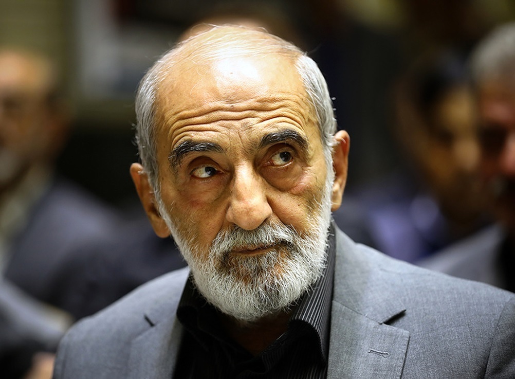 حسین شریعتمداری: قیمتها را مافیای گوش خوابانیده از طریق شاخکهای خود در شبکه مجازی تعیین میکنند / گرانیها با افزایش قیمتها و تورم جهانی هم بیارتباط نیست حسین شریعتمداری: قیمتها را مافیای گوش خوابانیده از طریق شاخکهای خود در شبکه مجازی تعیین میکنند / گرانیها با افزایش قیمتها و تورم جهانی هم بیارتباط نیست