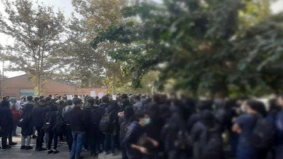 سایه تحکم و تنبیه «پدرانه» بر دانشگاه علامه! سایه تحکم و تنبیه «پدرانه» بر دانشگاه علامه!