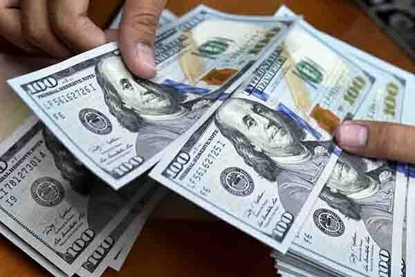 ۳ پیش بینی از آینده قیمت دلار/ شرط دلار ۳۰ هزار تومانی چیست؟ ۳ پیش بینی از آینده قیمت دلار/ شرط دلار ۳۰ هزار تومانی چیست؟