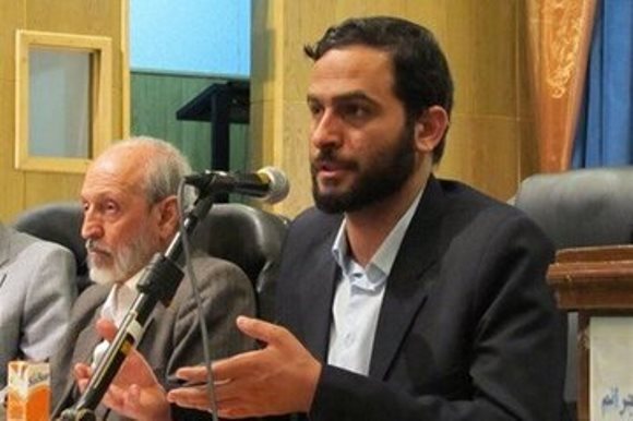 عباس عبدی: چرا از علنی بودن دادگاه محسن برهانی نگرانید؟ /دادگاه پرونده های فساداقتصادی را علنی می کنید عباس عبدی: چرا از علنی بودن دادگاه محسن برهانی نگرانید؟ /دادگاه پرونده های فساداقتصادی را علنی می کنید