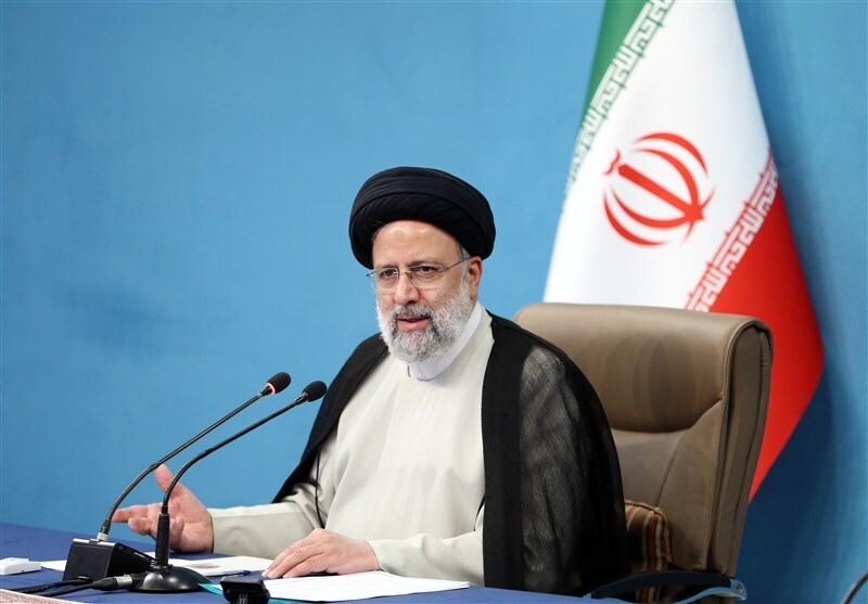 رئیسی: دنبال آن هستیم که قیمت دلار در سفره مردم تاثیر نداشته باشد / پولهایی در کشورهای دیگر داریم اما تماما تحت اشراف بانک مرکزی است / به پلتفرمهای خارجی گفتیم همانطور که در کشورهای خارجی پاسخگو هستید اینجا هم پاسخگو باشید رئیسی: دنبال آن هستیم که قیمت دلار در سفره مردم تاثیر نداشته باشد / پولهایی در کشورهای دیگر داریم اما تماما تحت اشراف بانک مرکزی است / به پلتفرمهای خارجی گفتیم همانطور که در کشورهای خارجی پاسخگو هستید اینجا هم پاسخگو باشید