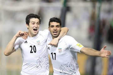 مهدی طارمی و سردار آزمون در بین ۵۰ بازیکن برتر فوتبال غرب آسیا مهدی طارمی و سردار آزمون در بین ۵۰ بازیکن برتر فوتبال غرب آسیا