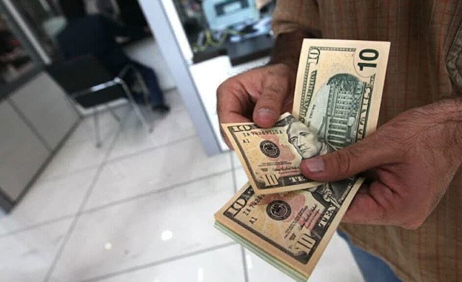 تاثیر نوسانات نرخ ارز بر زندگی ایرانیان تاثیر نوسانات نرخ ارز بر زندگی ایرانیان
