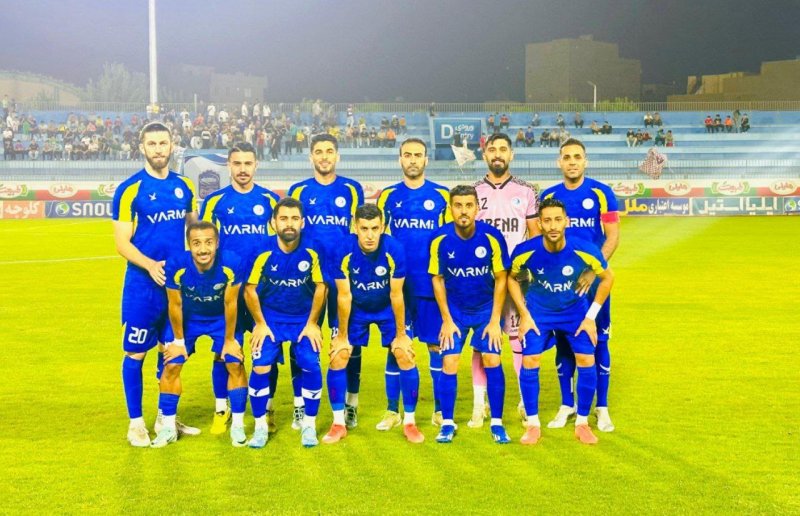 مربی آبی‌پوشان پنجاه میلیون جریمه شد