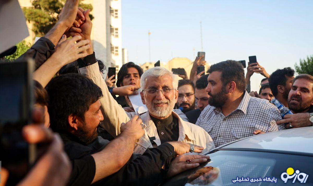 درسال ۱۳۸۴ از تخلفات انتخاباتی احمدی نژاد غفلت شد، امسال از تخلفات سعید جلیلی درسال ۱۳۸۴ از تخلفات انتخاباتی احمدی نژاد غفلت شد، امسال از تخلفات سعید جلیلی