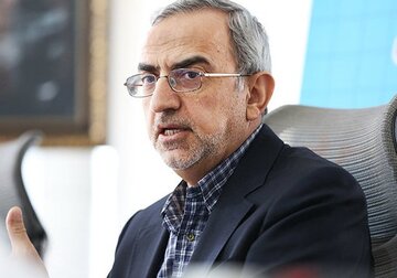 پشتپرده شعارها و فحاشیها علیه ظریف