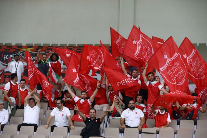 مواد آتشزا برای پرسپولیس 110 میلیون آب خورد مواد آتشزا برای پرسپولیس 110 میلیون آب خورد
