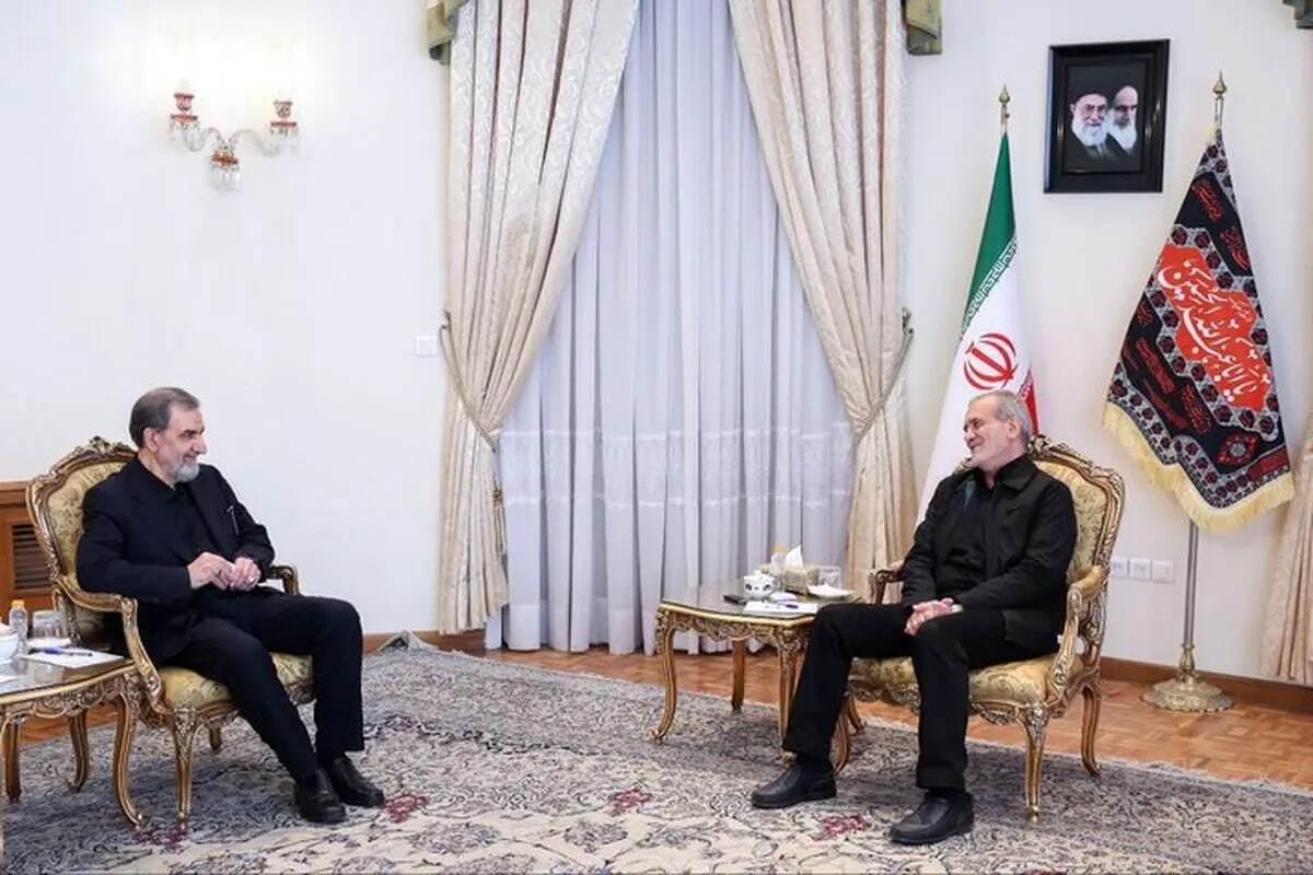 پیام مهم پزشکیان به محسن رضایی / ماجرا چیست؟ پیام مهم پزشکیان به محسن رضایی / ماجرا چیست؟