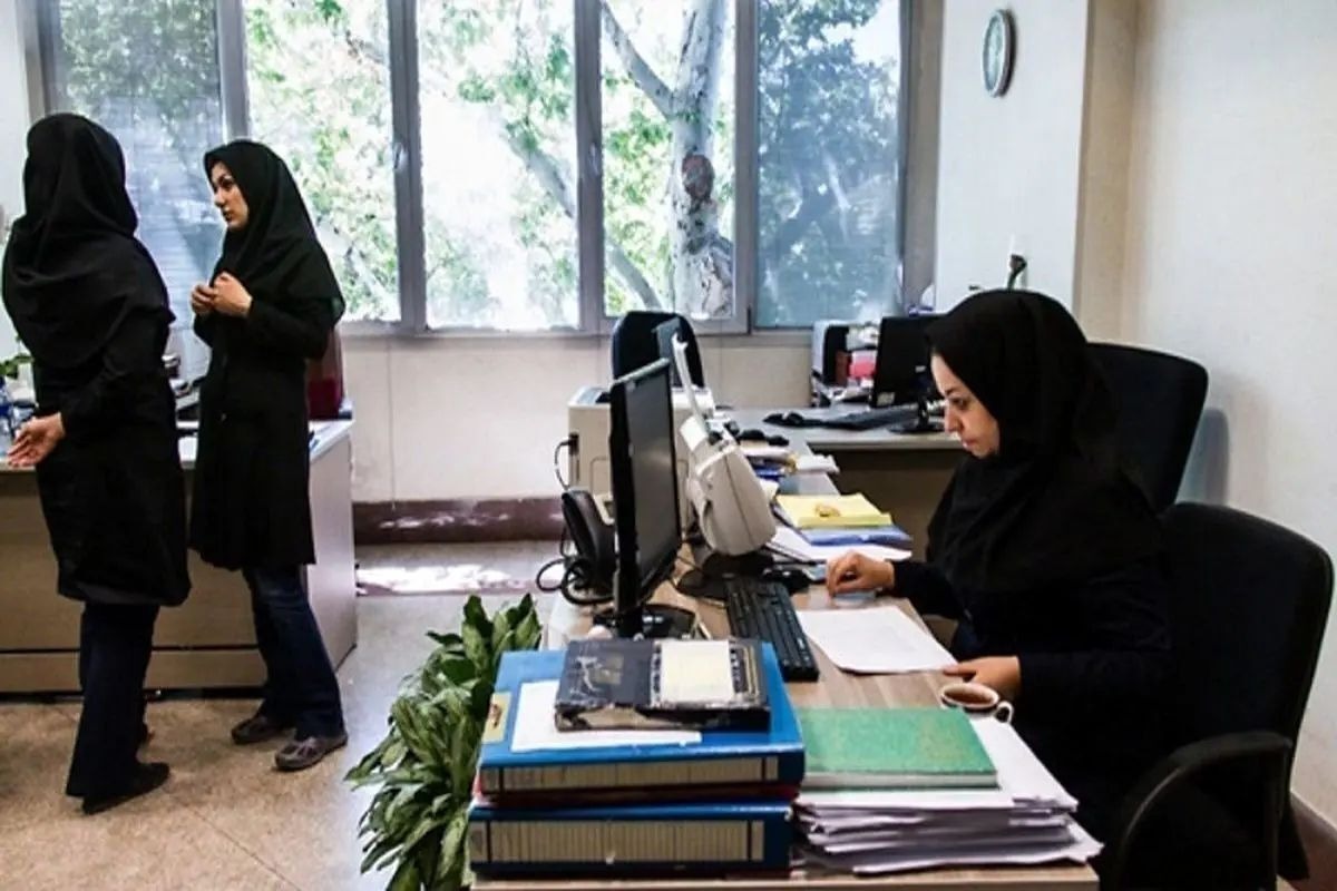 تبدیل وضعیت نیروهای شرکتی به تعویق افتاد / نماینده مجلس افشاگری کرد تبدیل وضعیت نیروهای شرکتی به تعویق افتاد / نماینده مجلس افشاگری کرد