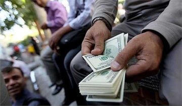 قیمت جدید دلار، یورو و سایر ارزها/ دلار در منطقه حساس گیر افتاد قیمت جدید دلار، یورو و سایر ارزها/ دلار در منطقه حساس گیر افتاد