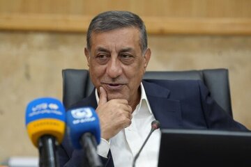 روزنامه نزدیک به قالیباف: اختلاف بین عارف و قائم پناه جدی است؛ استعفای عارف شایعه نیست روزنامه نزدیک به قالیباف: اختلاف بین عارف و قائم پناه جدی است؛ استعفای عارف شایعه نیست