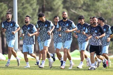 غایب مشکوک اولین تمرین استقلال غایب مشکوک اولین تمرین استقلال