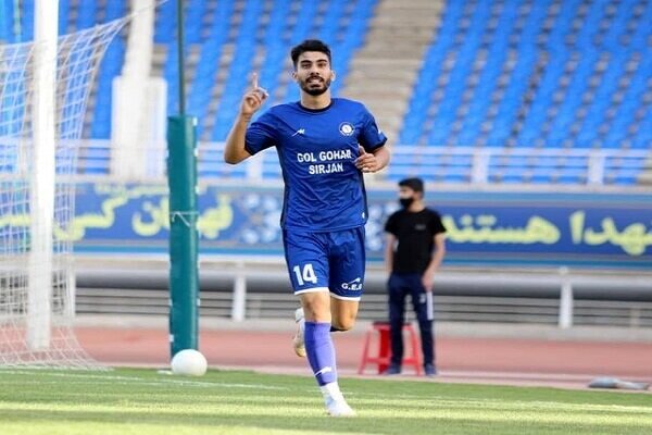 رضا شکاری در آستانه جدایی از پرسپولیس؟ رضا شکاری در آستانه جدایی از پرسپولیس؟