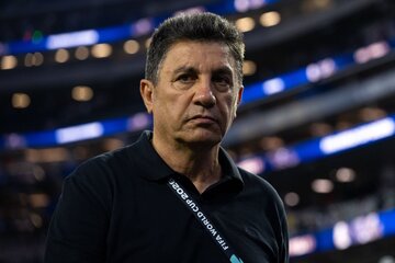 امیر قلعهنویی دربی پایتخت را تماشا نکرد! امیر قلعهنویی دربی پایتخت را تماشا نکرد!