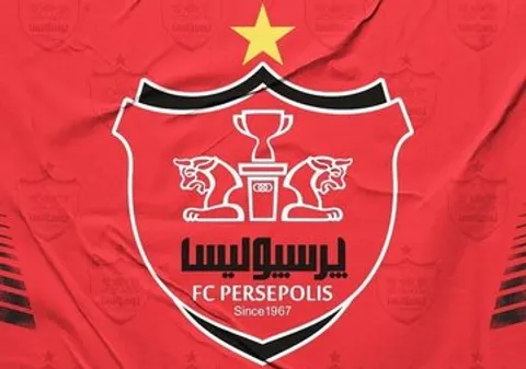 محمد مایلی‌کهن: این ستاره از اول هم اشتباه کرد به پرسپولیس آمد