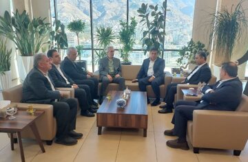 تأمین مالی طرحهای پیشران صنعتی لرستان در دستور کار بانک صنعت و معدن تأمین مالی طرحهای پیشران صنعتی لرستان در دستور کار بانک صنعت و معدن