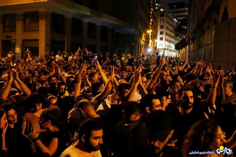 انقلاب «واتس اپی» در لبنان ! +عکس