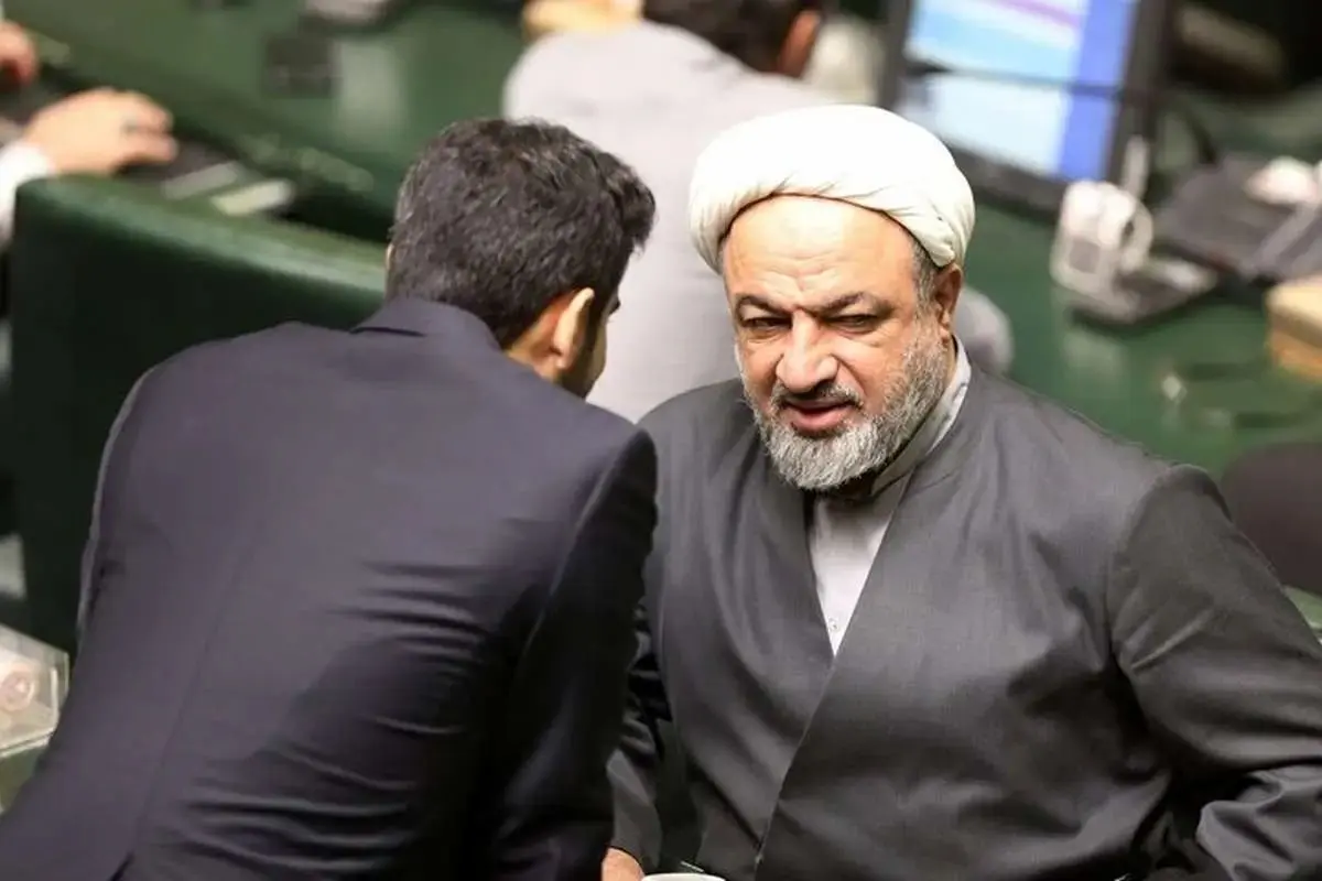 چرا رسایی این بار از الاغ عذرخواهی کرد؟ چرا رسایی این بار از الاغ عذرخواهی کرد؟