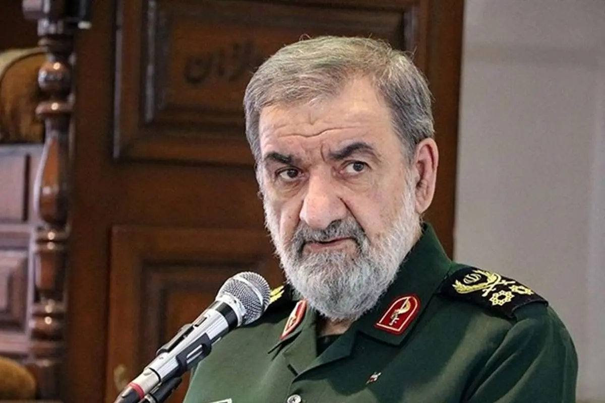 محسن رضایی: دشمن به شدت تنبیه خواهد شد