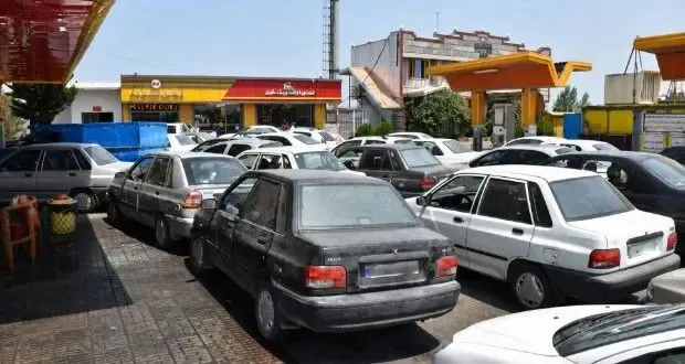 protest-old-cars-gas-cut