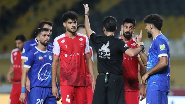 خشم استقلال از داوری دربی ۱۰۷ خشم استقلال از داوری دربی ۱۰۷